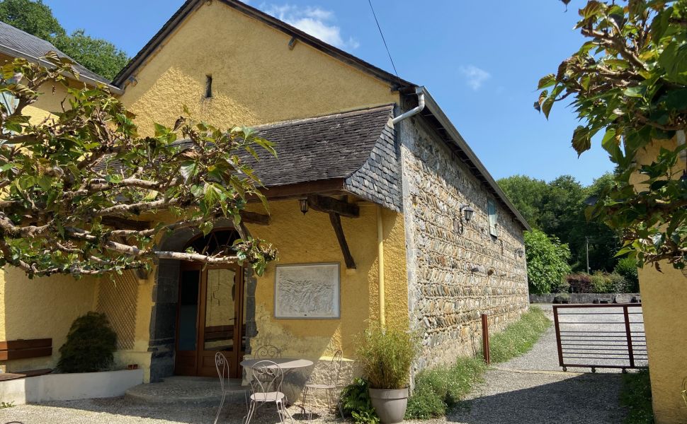 Belle maison Bearnaise avec Maison d'Hotes